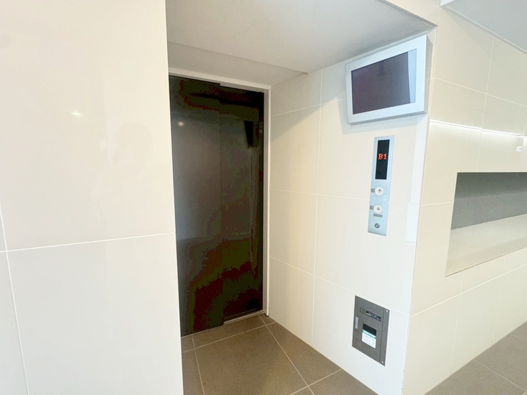 その他 エレベーター完備のため荷物が多くなっても安心。