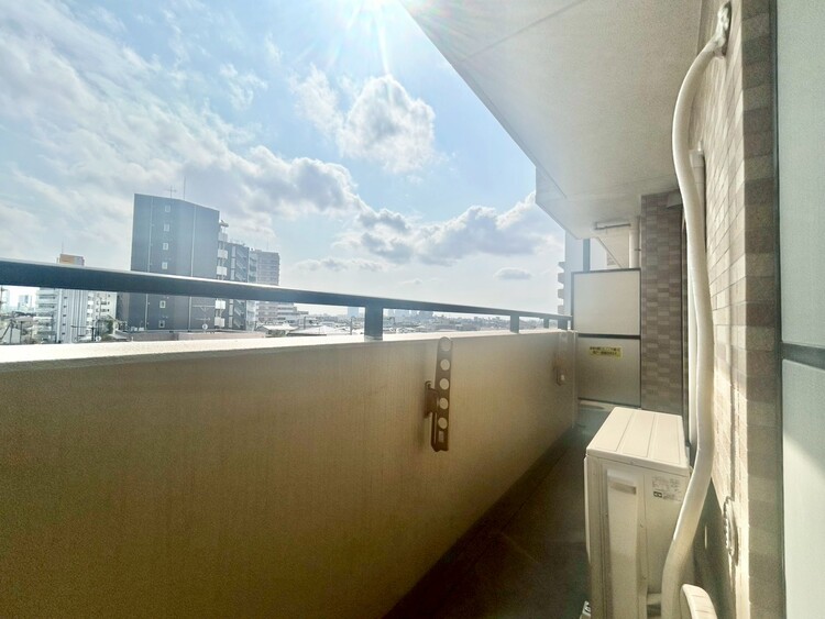 その他 朝の澄んだ空気や、夕方に吹く清々しい風を感じられるバルコニー。