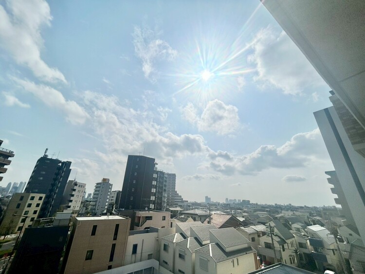 その他 眺望や窓からの景色が良いと、家で過ごす時間も快適です。