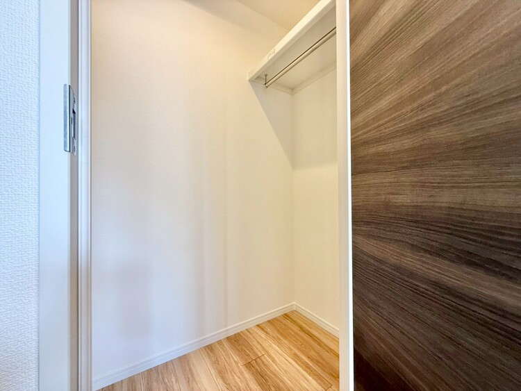 その他 収納スペースが付いていて、お部屋を広く使っていただけます。