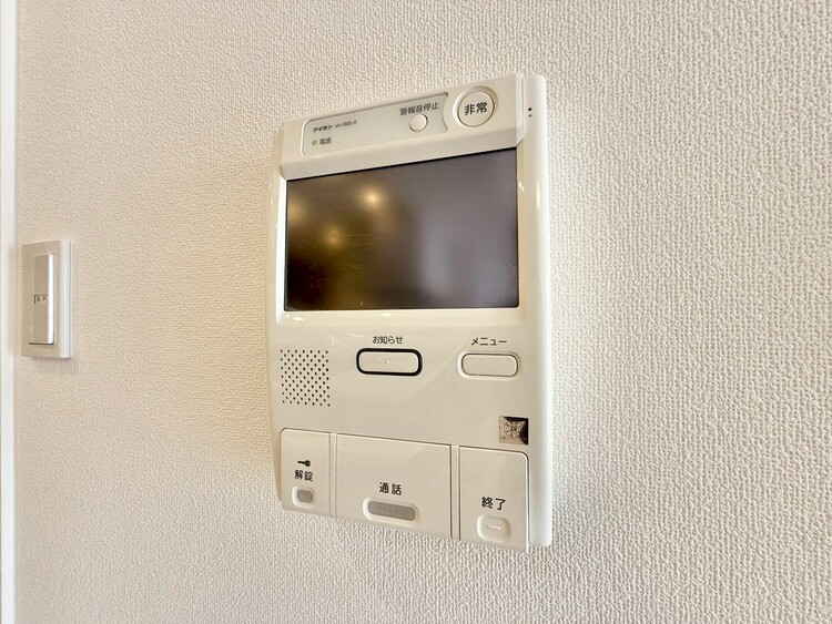 その他 誰が来てもわかる様にモニター付きインターホンを設置。