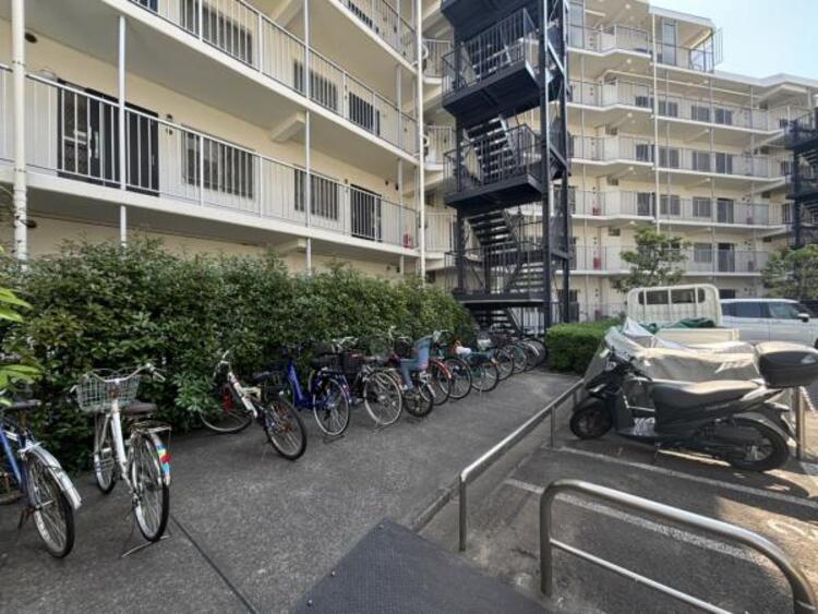 その他 敷地内に設けられた駐輪スペース。