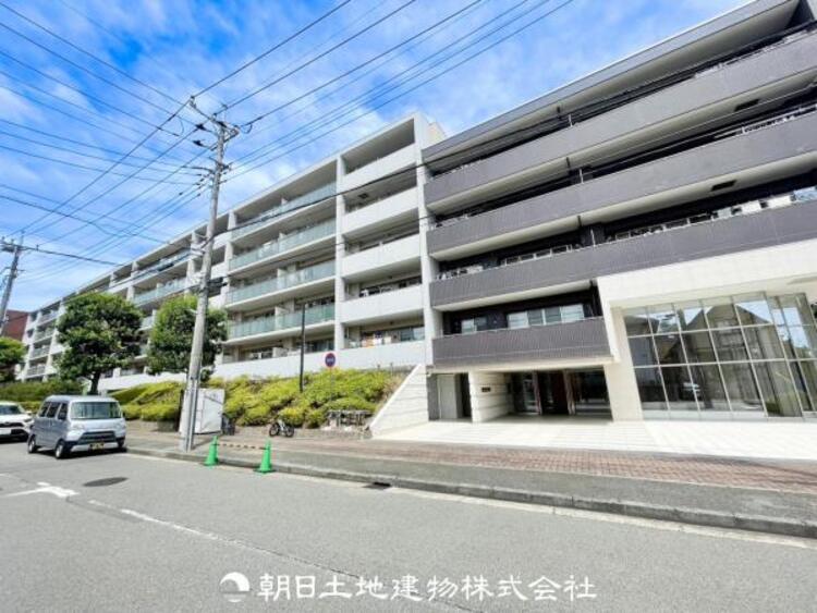 外観 【外観写真】時間のゆとりと空間、暖かな陽光がもたらす光と風を独占してください。新しい暮らしが始まります。