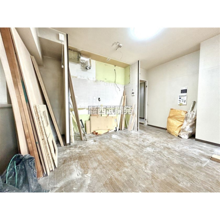 居間 リフォーム中