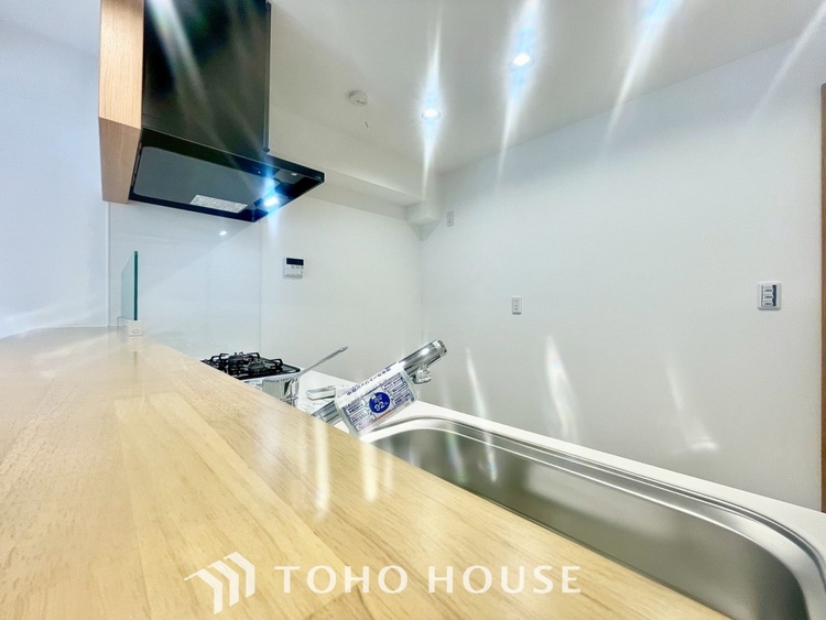 キッチン 【KITCHEN】◆Happy◆愛情たっぷりのお料理で家族にHappyを。システムキッチンがあなたをサポートしてくれます。