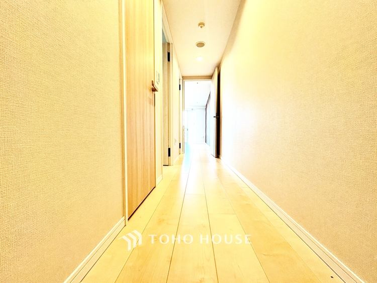 内装 ◆住むほどに実感する快適性＆機能性◆各空間を彩る設備は、デザイン性に優れたHigh Quality仕様が装備。広く使い勝手のよい空間と設備で、理想の暮らしを演出します。
