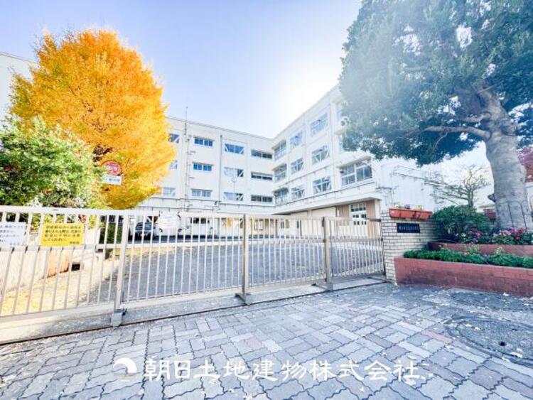 周辺 成瀬小学校1300ｍ