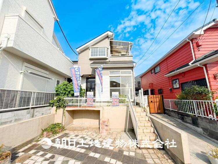 外観 【外観・立地】表現された空間はたくさんの光を浴び、風を感じ、暮らしを豊かにしてくれます。家族の思い出を刻んでいきます。
