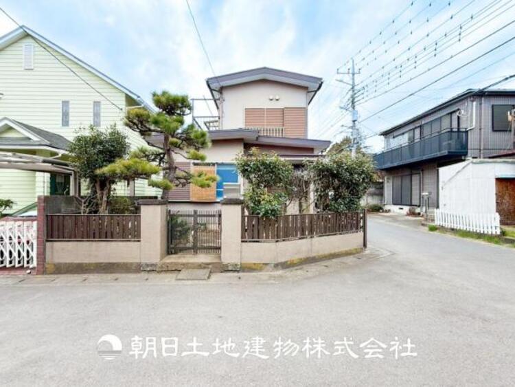 外観 【外観・立地】時間のゆとりと空間、暖かな陽光がもたらす光と風を独占してください。ここから新しい暮らしが始まります。