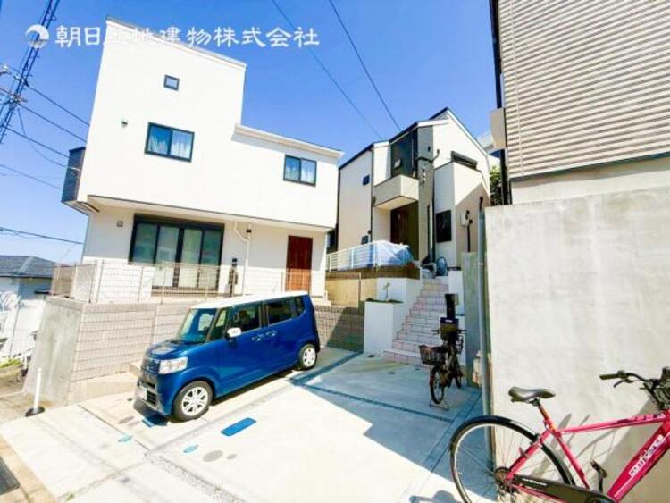 外観 この場所でよかったと心から言える立地と環境がここにあります！日々過ごす中で感じる喜びはプライスレス！今〜未来どのタイミング、どの世代でも快適に過ごすことができる場所は何事にも代えがたい贅沢です！！ 