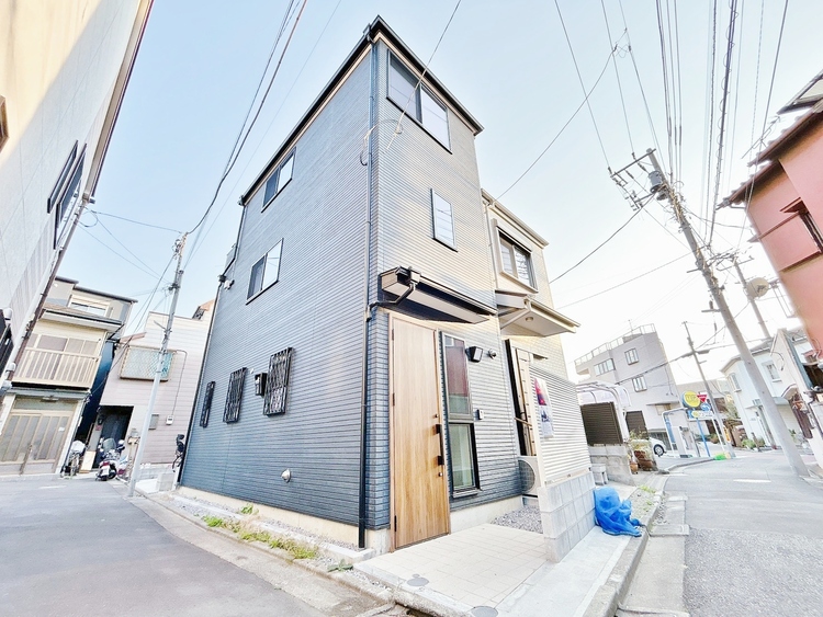 外観 資料には掲載していない情報が、現地にはたくさんあります。是非一度、現地をご確認ください。