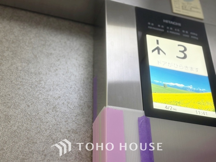 内装 【Private room】家族個々の安らぎの空間。プライベートなBedRoomは暮らす方の感性で造り上げたいもの。誰もが好みで飾れるシンプルな室内に仕上げてあります。