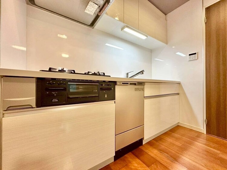 その他 使いやすくスタイリッシュなキッチン空間になっております。