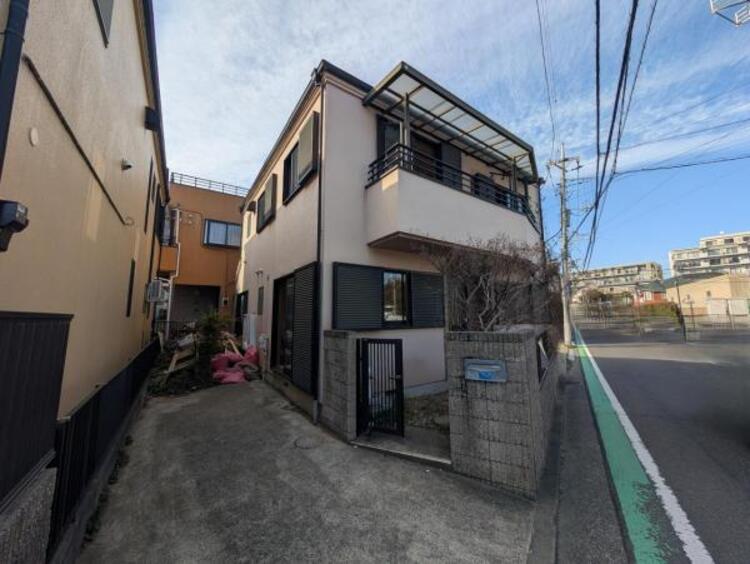 外観 空を広く感じる。緑が多いゆったり感のある安心の住環境です！！潤いのある環境でホッと生活できそうです！おしゃれな雰囲気や自然の潤いがあり、親しみやすさと個性を！街に新たな価値をもたらし続けてくれます！