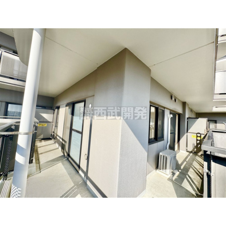 バルコニー 奥行きたっぷりのバルコニーは洗濯物もラクラク干せちゃいます。こんなところにもゆとり空間。