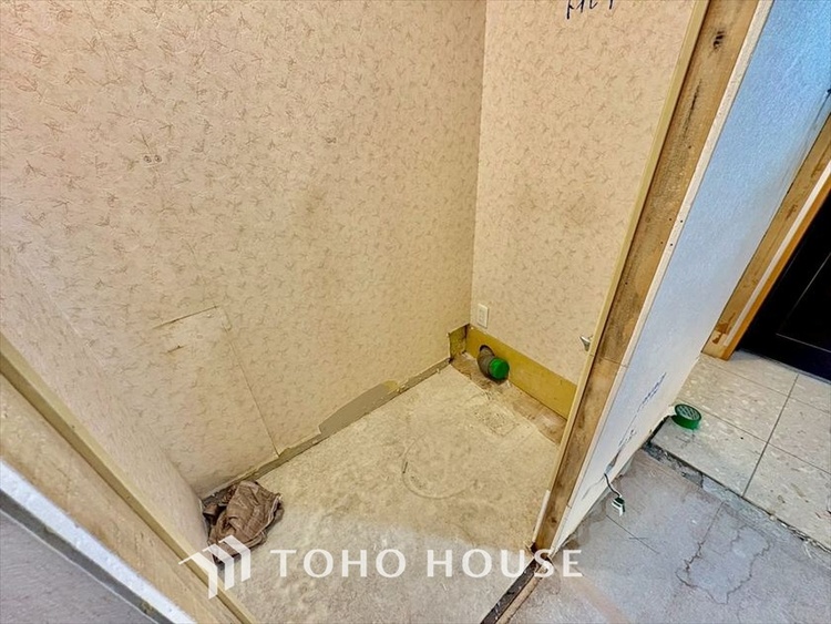 トイレ 現在改装中◆快適◆な生活に不可欠。節水型の高性能トイレを新設。