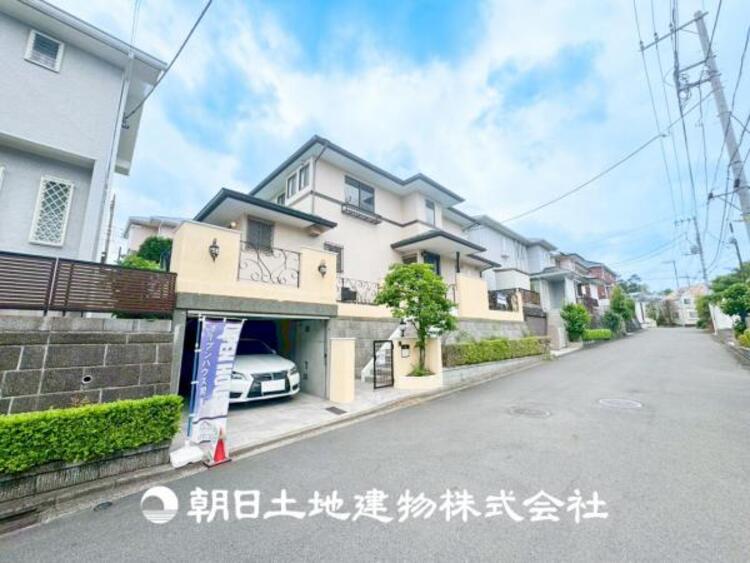 外観 【外観写真】その家から感じられる、気品・上質・重厚感・極細やかさ、そのすべては見た者に安らぎを与える特別な空間です。ここに住むからこそ意味がある。すべての（始まり）をここから迎えましょう。