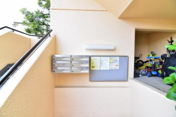 その他 郵便受けや掲示板は綺麗に管理されています。