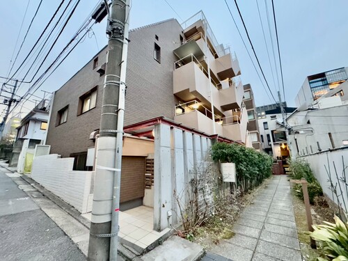 ドム南青山の物件画像