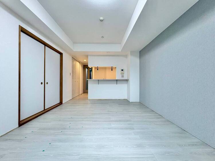居間 快適に過ごす毎日を求めて、暮らしの中でご自身の「マイホーム」に創り上げてください。