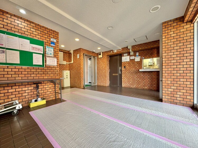 エントランス エントランスは、毎日の行き帰りで使う大事な空間です。