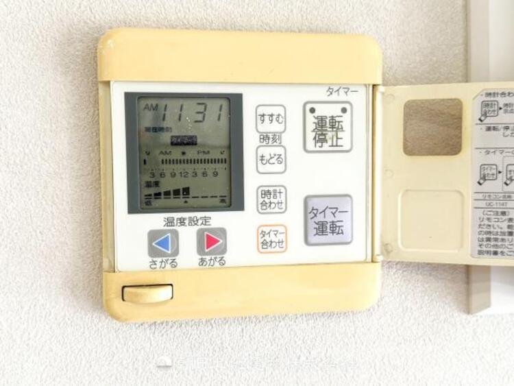 設備 床暖房のスイッチです。