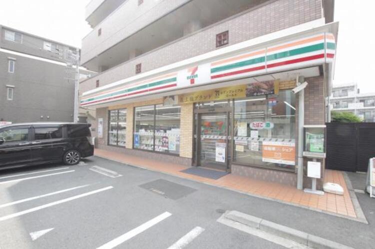 周辺 セブンイレブン横浜荏田町店まで約450ｍ