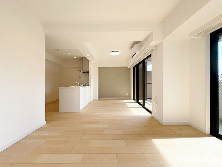 居間 豊かな居住性と、安心感を満たすクオリティが見事に調和した住空間。