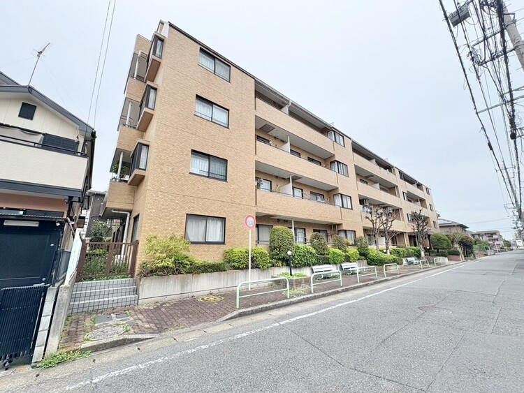 外観 資料には掲載していない情報が、現地にはたくさんあります。是非一度、現地をご確認ください。