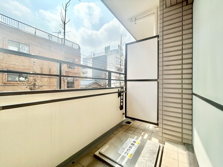 その他 朝の澄んだ空気や、夕方に吹く清々しい風を感じられるバルコニー。