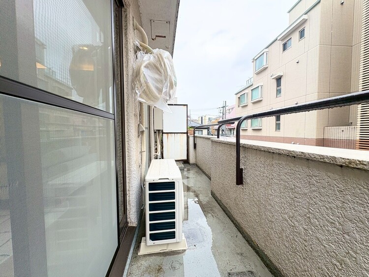 その他 朝の澄んだ空気や、夕方に吹く清々しい風を感じられるバルコニー。
