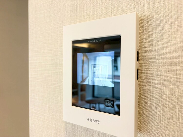 その他 誰が来てもわかる様にモニター付きインターホンを設置。