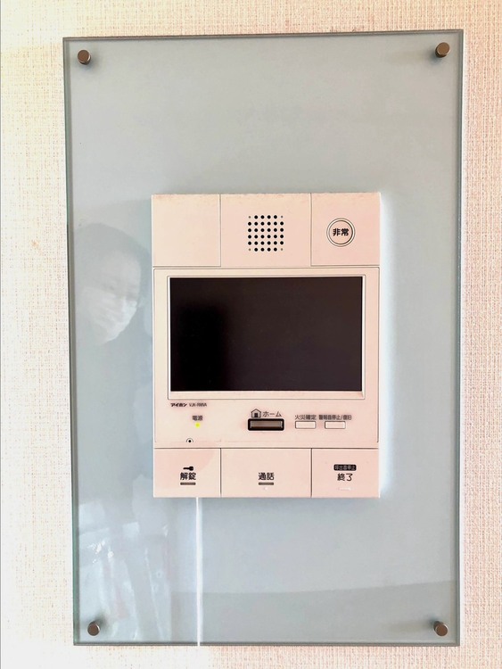 その他 誰が来てもわかる様にモニター付きインターホンを設置。