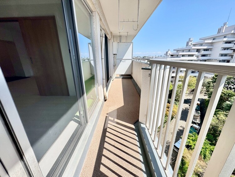 その他 朝の澄んだ空気や、夕方に吹く清々しい風を感じられるバルコニー。