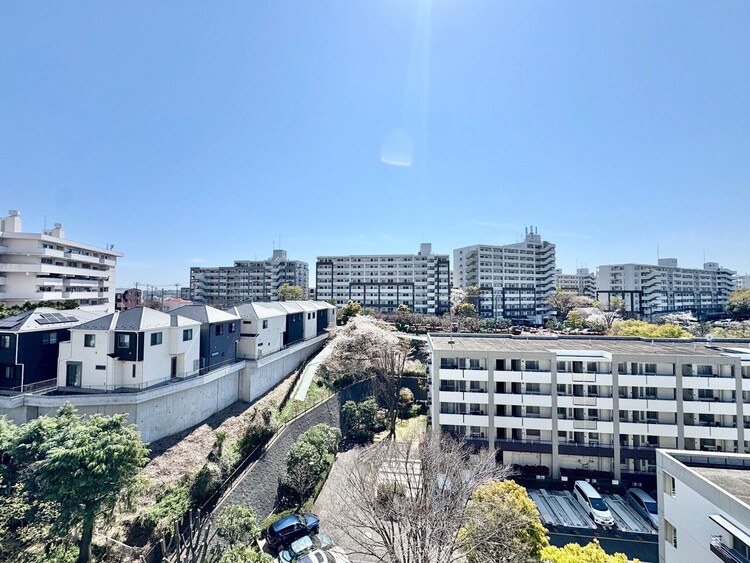 その他 陽当たり・通風・開放感に恵まれた環境です。