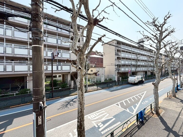 その他 眺望や窓からの景色が良いと、家で過ごす時間も快適です。