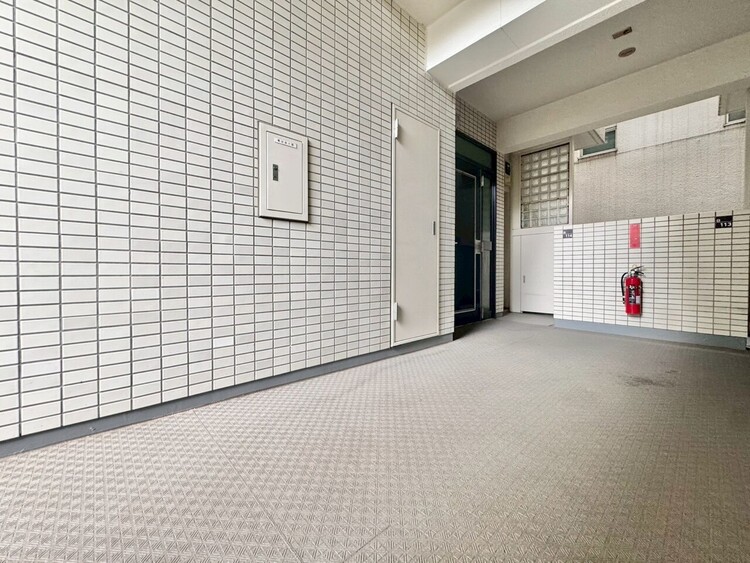 その他 館内は静寂な中が保たれており、管理が行き届いている印象を受けました。