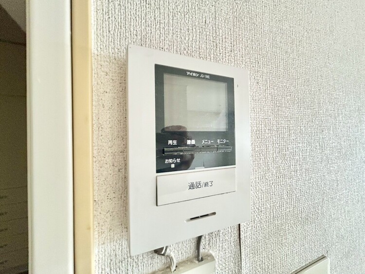 その他 誰が来てもわかる様にモニター付きインターホンを設置。
