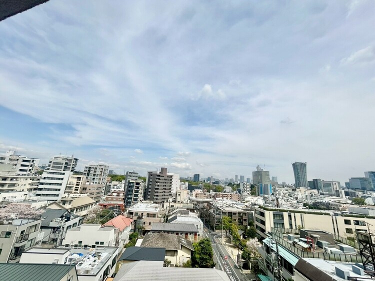 その他 眺望や窓からの景色が良いと、家で過ごす時間も快適です。