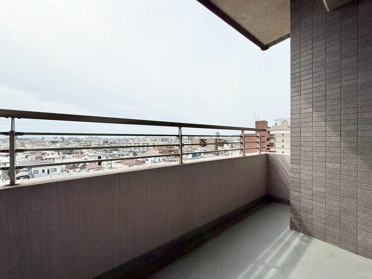 その他 朝の澄んだ空気や、夕方に吹く清々しい風を感じられるバルコニー。