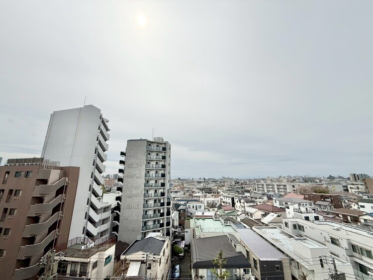 その他 眺望や窓からの景色が良いと、家で過ごす時間も快適です。