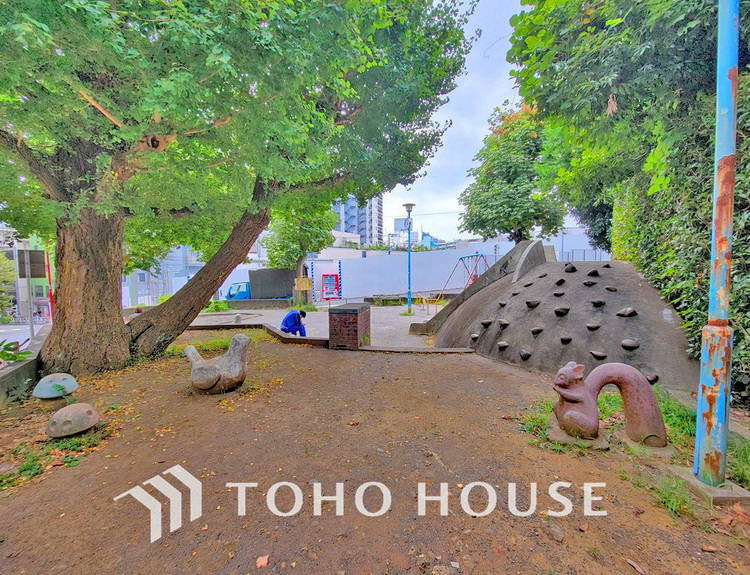 周辺 宮下児童遊園　距離800ｍ