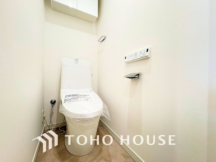 トイレ トイレには快適な温水洗浄便座付
