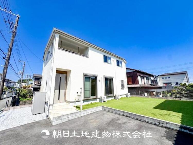 外観 【外観写真】外壁にはコーティング剤を施工して断熱や遮熱の効果があります。