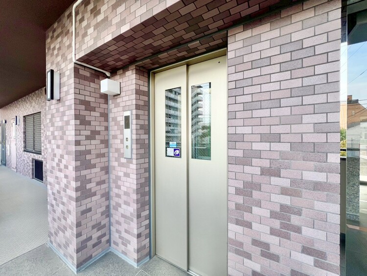 その他 エレベーター完備のため荷物が多くなっても安心。