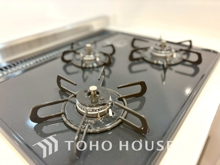 キッチン 【KITCHEN】◆家族のおはよう◆の声を笑顔で迎えてあげられるシステムキッチン。朝ごはんが楽しみでちょっと早起きしたくなるんです。