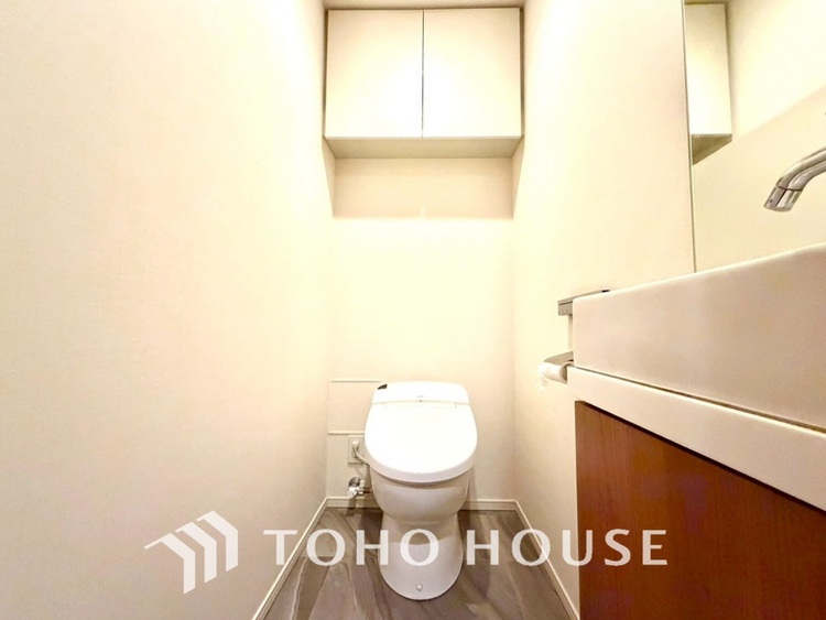 トイレ 現在改装中◆快適◆な生活に不可欠。節水型の高性能トイレを新設。