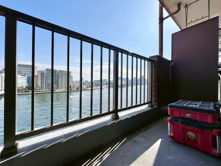 その他 朝の澄んだ空気や、夕方に吹く清々しい風を感じられるバルコニー。