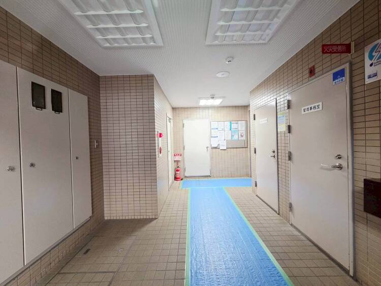 その他 館内は静寂な中が保たれており、管理が行き届いている印象を受けました。