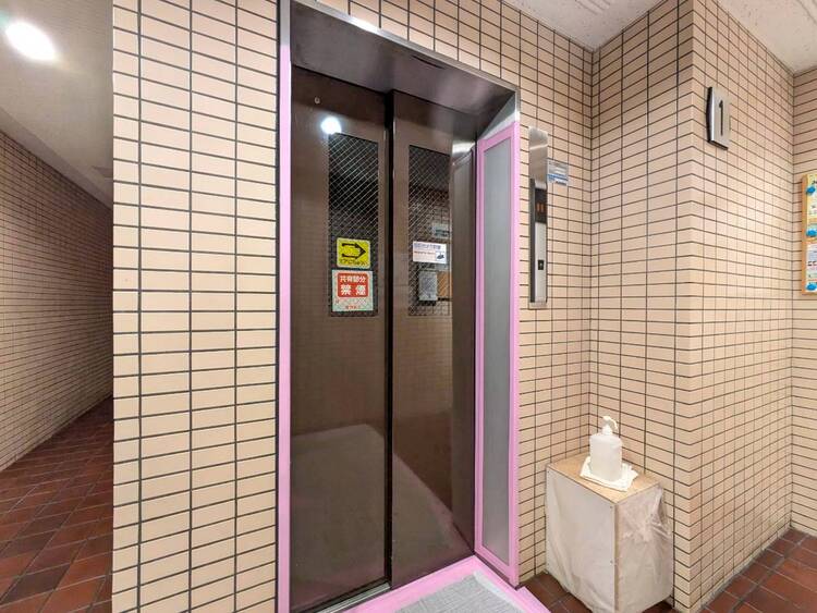 その他 エレベーター完備のため荷物が多くなっても安心。
